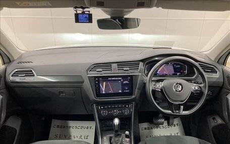 Volkswagen Tiguan II, 2020 год, 1 700 000 рублей, 5 фотография