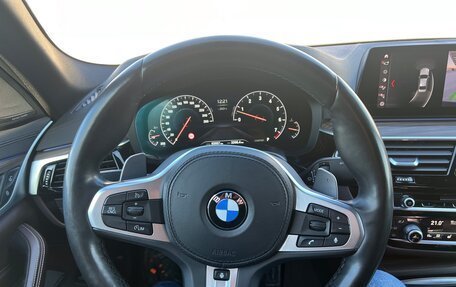 BMW 5 серия, 2019 год, 5 400 000 рублей, 13 фотография
