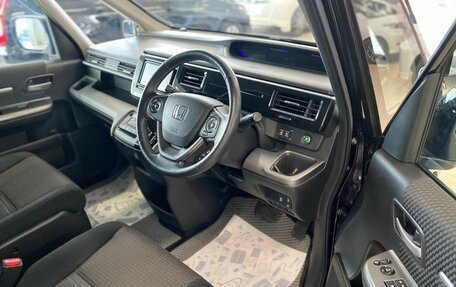 Honda Stepwgn IV, 2016 год, 2 107 000 рублей, 9 фотография