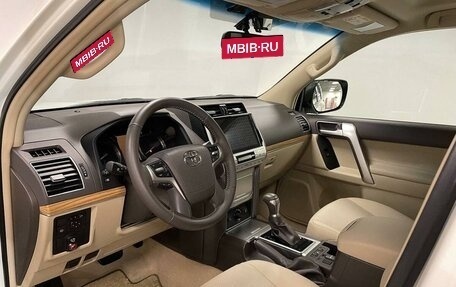 Toyota Land Cruiser Prado 150 рестайлинг 2, 2022 год, 6 649 000 рублей, 19 фотография