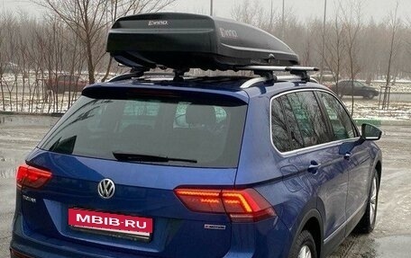 Volkswagen Tiguan II, 2019 год, 3 600 000 рублей, 7 фотография