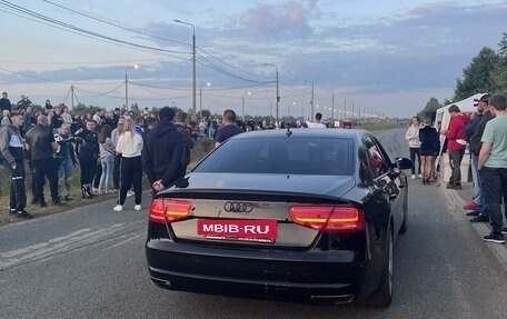 Audi A8, 2012 год, 1 500 000 рублей, 3 фотография