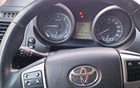 Toyota Land Cruiser Prado 150 рестайлинг 2, 2015 год, 4 190 000 рублей, 9 фотография