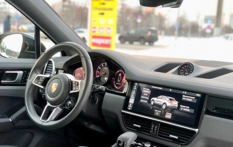 Porsche Cayenne III, 2019 год, 8 899 000 рублей, 21 фотография