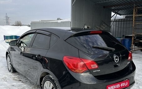 Opel Astra J, 2013 год, 1 100 000 рублей, 4 фотография