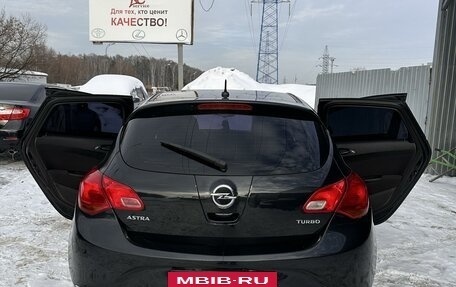 Opel Astra J, 2013 год, 1 100 000 рублей, 2 фотография