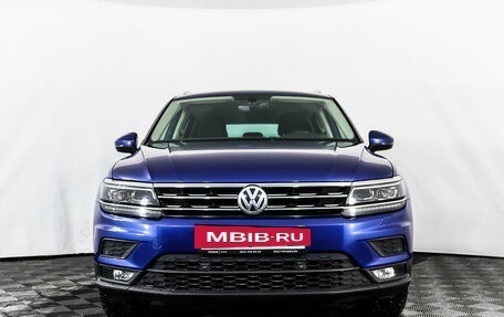 Volkswagen Tiguan II, 2018 год, 2 379 499 рублей, 2 фотография