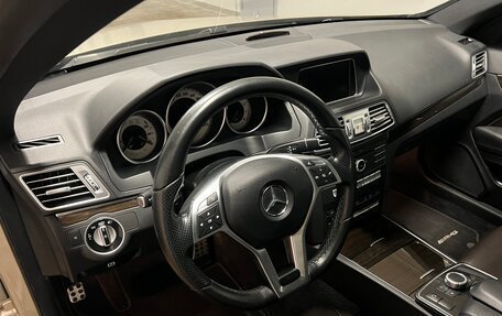 Mercedes-Benz E-Класс, 2015 год, 2 400 000 рублей, 24 фотография