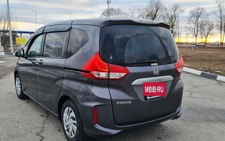 Honda Freed II, 2018 год, 2 800 000 рублей, 4 фотография