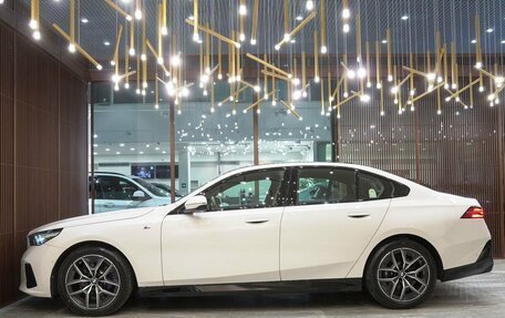 BMW 5 серия, 2023 год, 10 500 000 рублей, 5 фотография