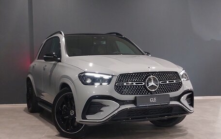 Mercedes-Benz GLE, 2023 год, 15 800 000 рублей, 2 фотография