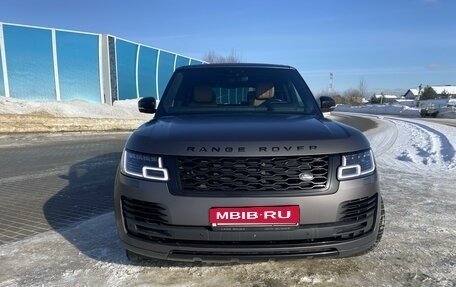 Land Rover Range Rover IV рестайлинг, 2018 год, 9 500 000 рублей, 3 фотография