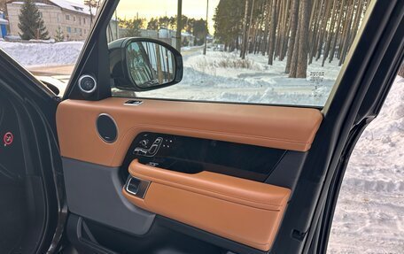 Land Rover Range Rover IV рестайлинг, 2018 год, 9 300 000 рублей, 6 фотография
