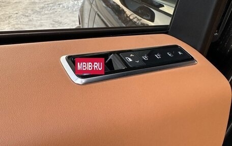 Land Rover Range Rover IV рестайлинг, 2018 год, 9 300 000 рублей, 12 фотография