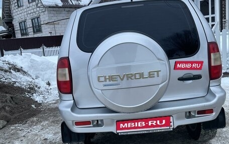 Chevrolet Niva I рестайлинг, 2004 год, 430 000 рублей, 5 фотография