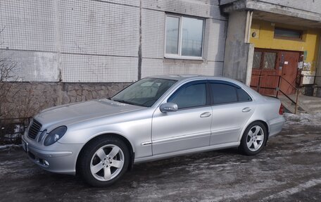 Mercedes-Benz E-Класс, 2002 год, 500 000 рублей, 8 фотография