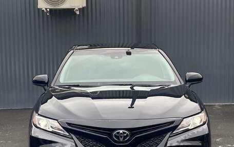 Toyota Camry, 2018 год, 2 800 000 рублей, 4 фотография