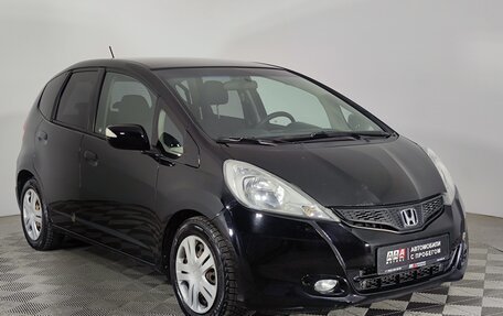 Honda Jazz II рестайлинг, 2011 год, 875 000 рублей, 3 фотография