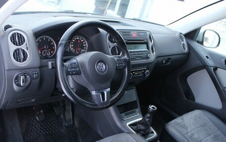 Volkswagen Tiguan I, 2010 год, 1 020 000 рублей, 8 фотография