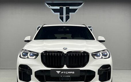 BMW X5, 2022 год, 10 994 000 рублей, 2 фотография