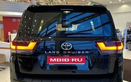 Toyota Land Cruiser, 2023 год, 15 120 000 рублей, 14 фотография