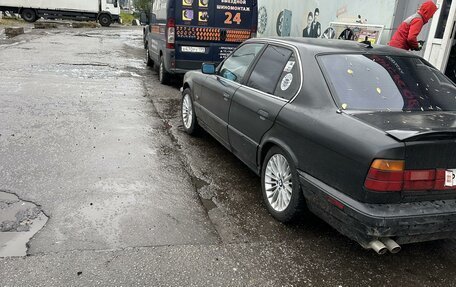 BMW 5 серия, 1991 год, 450 000 рублей, 30 фотография