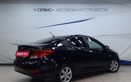 Hyundai Solaris II рестайлинг, 2013 год, 935 000 рублей, 3 фотография