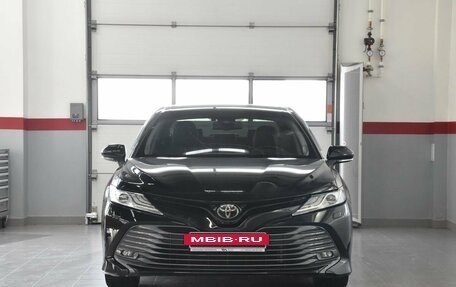 Toyota Camry, 2019 год, 3 150 000 рублей, 3 фотография