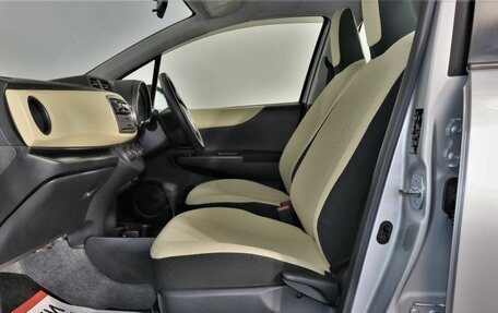 Toyota Vitz, 2012 год, 899 000 рублей, 5 фотография