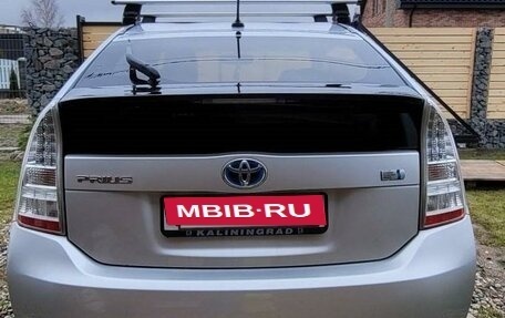 Toyota Prius, 2009 год, 1 050 000 рублей, 6 фотография