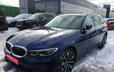 BMW 3 серия, 2019 год, 4 299 000 рублей, 1 фотография