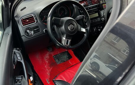 Volkswagen Polo VI (EU Market), 2012 год, 629 000 рублей, 2 фотография