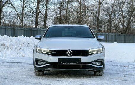 Volkswagen Passat B8 рестайлинг, 2021 год, 3 950 000 рублей, 7 фотография
