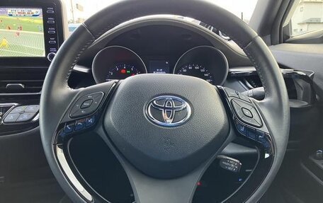 Toyota C-HR I рестайлинг, 2020 год, 1 498 000 рублей, 9 фотография