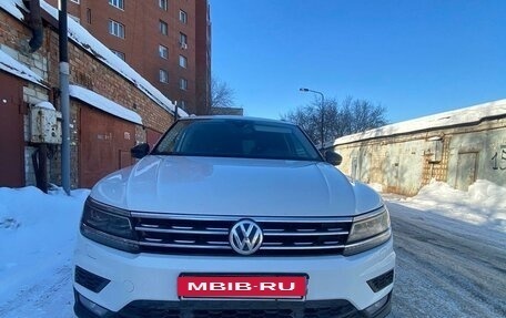 Volkswagen Tiguan II, 2019 год, 2 600 000 рублей, 6 фотография