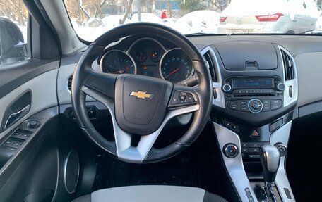 Chevrolet Cruze II, 2013 год, 825 000 рублей, 8 фотография