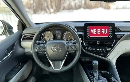 Toyota Camry, 2022 год, 3 650 000 рублей, 19 фотография