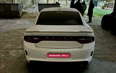 Dodge Charger, 2019 год, 3 600 000 рублей, 4 фотография