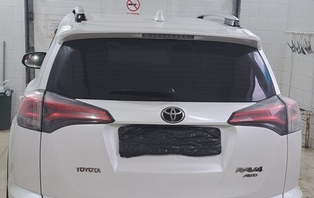 Toyota RAV4, 2016 год, 2 200 000 рублей, 10 фотография