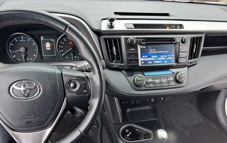 Toyota RAV4, 2016 год, 2 200 000 рублей, 8 фотография
