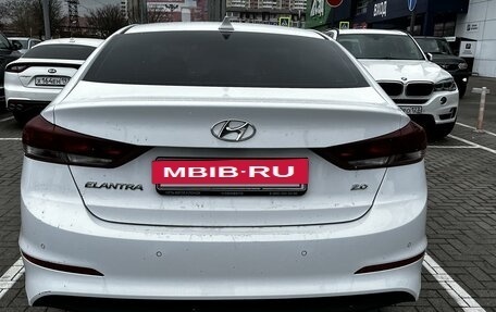 Hyundai Elantra VI рестайлинг, 2017 год, 1 560 000 рублей, 4 фотография