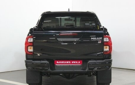 Toyota Hilux VIII, 2023 год, 7 500 000 рублей, 5 фотография