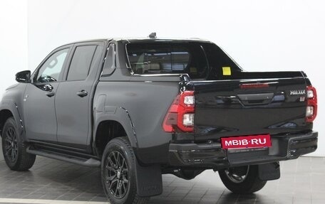 Toyota Hilux VIII, 2023 год, 7 500 000 рублей, 3 фотография