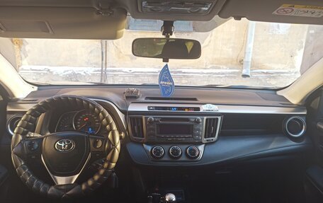 Toyota RAV4, 2014 год, 2 150 000 рублей, 3 фотография