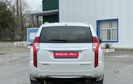 Mitsubishi Pajero Sport III рестайлинг, 2018 год, 3 050 000 рублей, 2 фотография