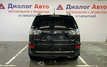 Mitsubishi Outlander III рестайлинг 3, 2010 год, 1 449 000 рублей, 4 фотография
