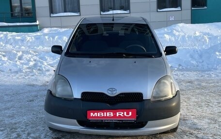 Toyota Yaris I рестайлинг, 2002 год, 280 000 рублей, 2 фотография