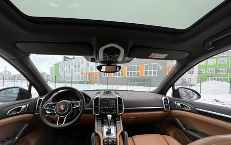 Porsche Cayenne III, 2017 год, 6 990 000 рублей, 6 фотография