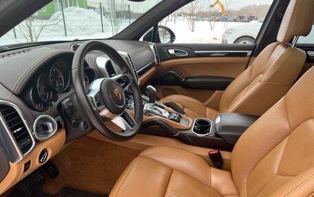 Porsche Cayenne III, 2017 год, 6 990 000 рублей, 11 фотография