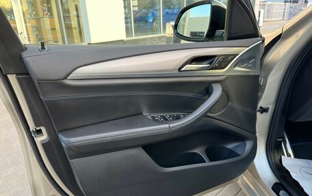 BMW X3, 2018 год, 3 890 000 рублей, 11 фотография